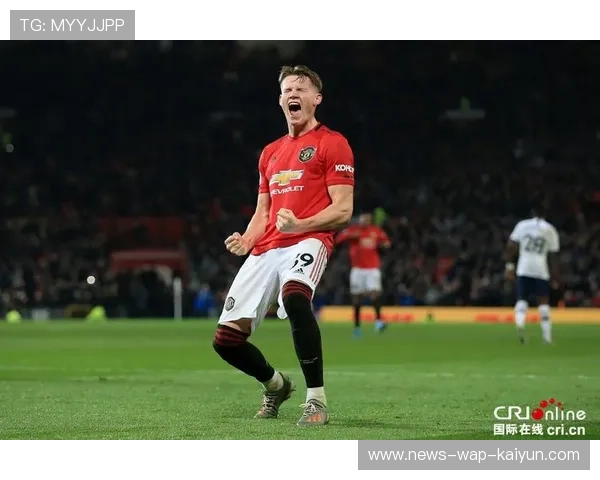 拉什福德弧顶远射曼联再添一球